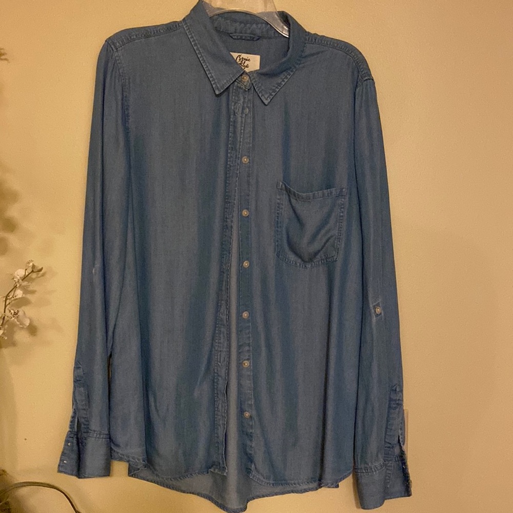 women’s denim button up shirt, size L